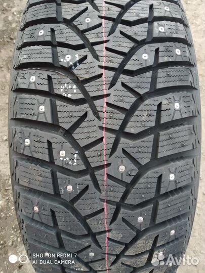 Bridgestone Blizzak Spike-02 SUV 235/65 R17