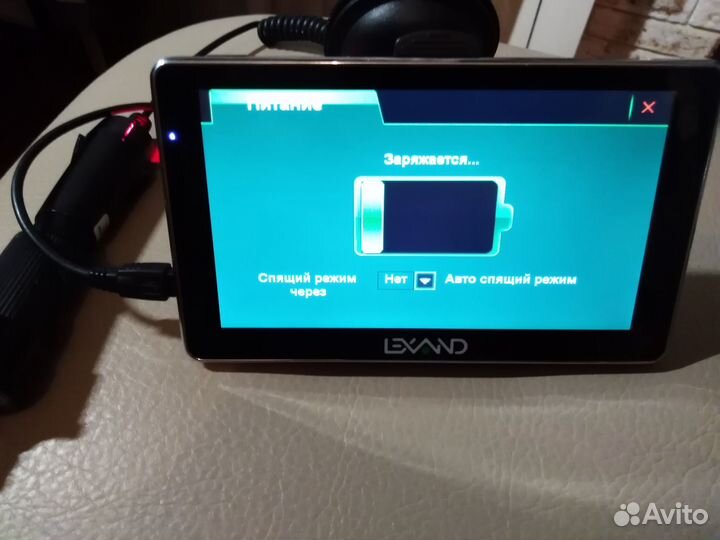 GPS навигатор lexand ST-610 HD