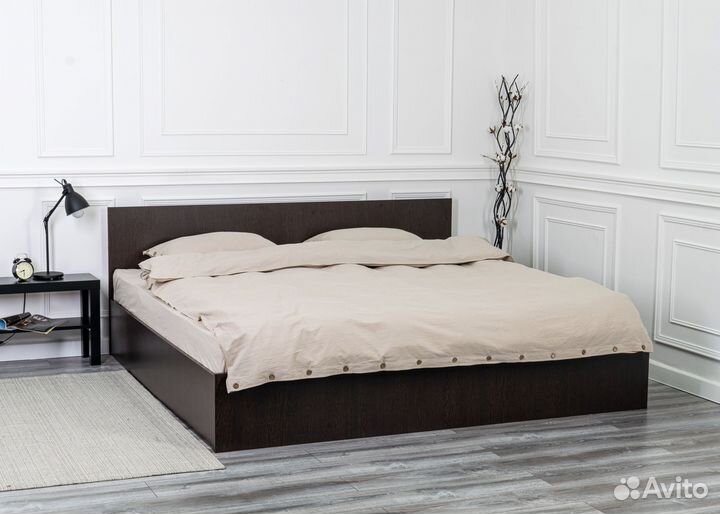 Кровать с матрасом 200х200 Марс венге