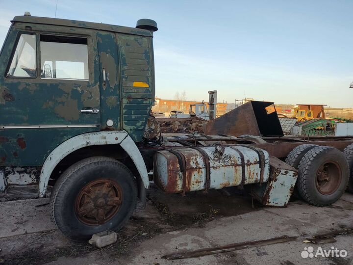 Камаз на запчасти