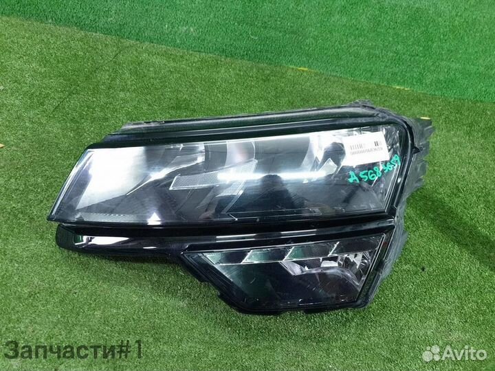 Фара левая Skoda Karoq (2017-2021) галоген