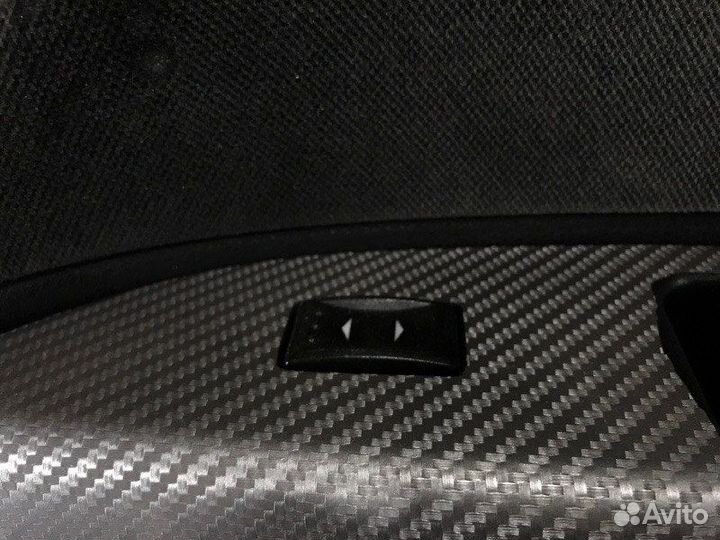 Кнопка стеклоподъемника передняя правая Ford