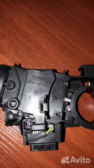 Переключатель подрулевой Toyota под птф