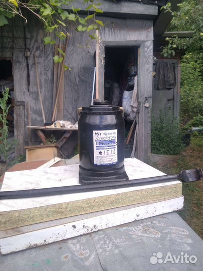 Домкрат гидравлический 16тонн