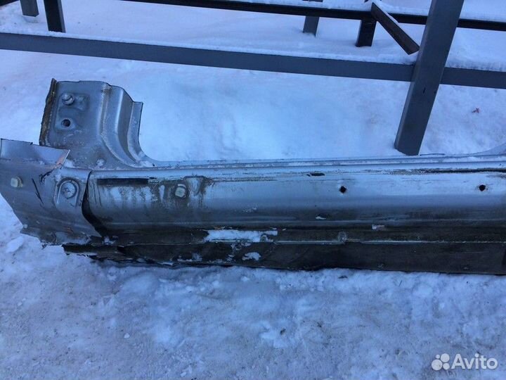 Стойка кузова с порогом левая Fiat Albea