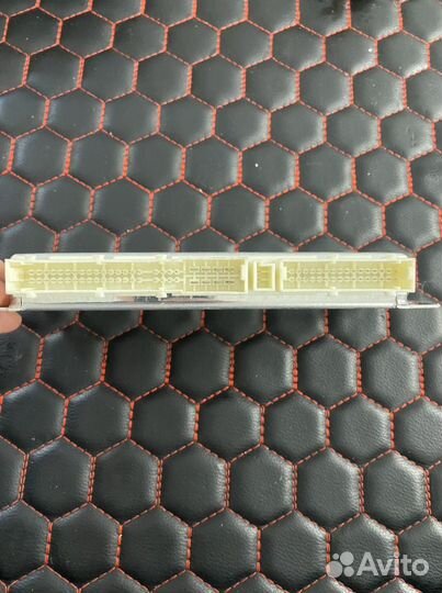 Блок управления активным стабилизатором Mercedes w