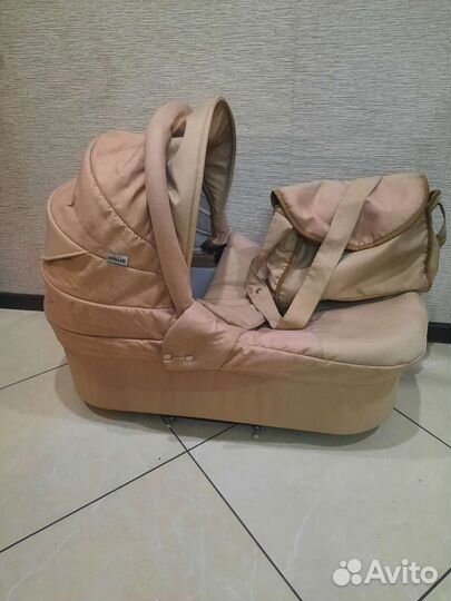 Коляска Retrus Rocky 2 в 1 (в бежевом цвете)