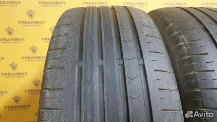 Continental ContiPremiumContact 5 215/60 R16 95V