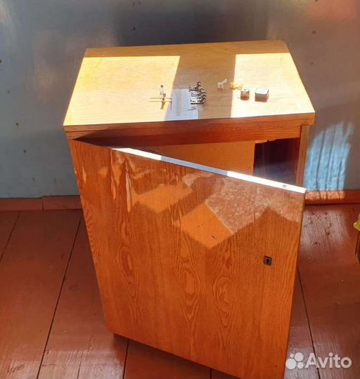 Ножная швейная машина чайка 132м