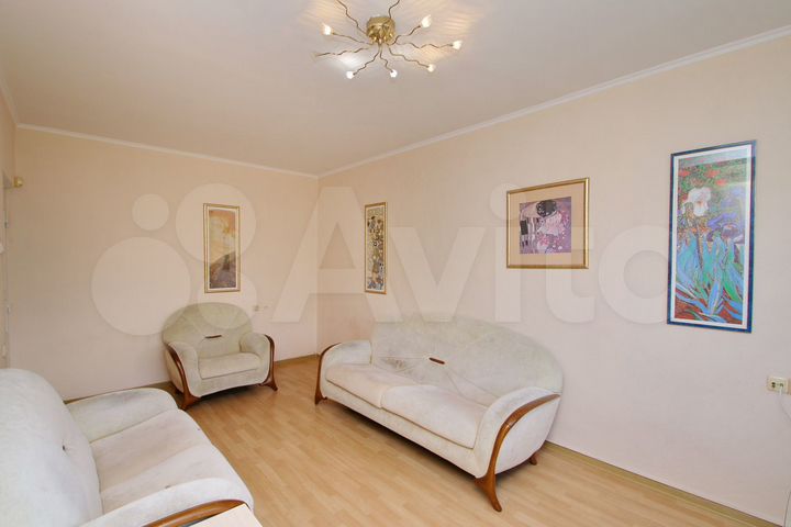 3-к. квартира, 74 м², 8/9 эт.