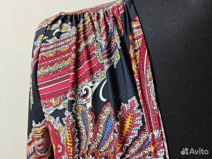 Платье с запАхом трикотин 46 размер