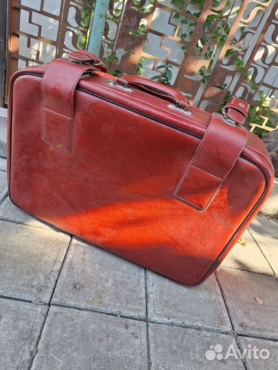 Чемодан времен СССР