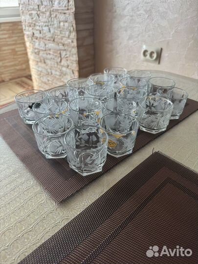 Стаканы, рюмки