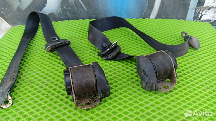 Ремень безопасности передний Audi 80 B3