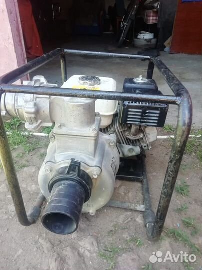 Водяной насос помпа