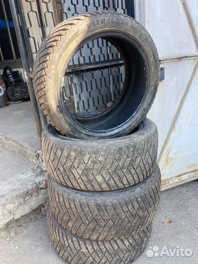 Goodyear UltraGrip Ice 245/45 R18 100T