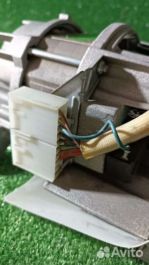 Двигатель стиральной машины AEG