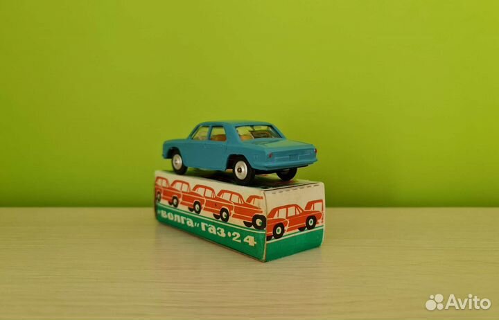 Игрушка Волга