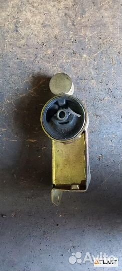 Подушка двигателя передний mitsubishi EK wagon