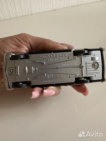 Модель автомобиля Чайка Газ 13