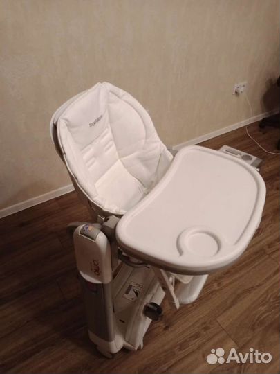 Детский стульчик для кормления peg perego Tatamia