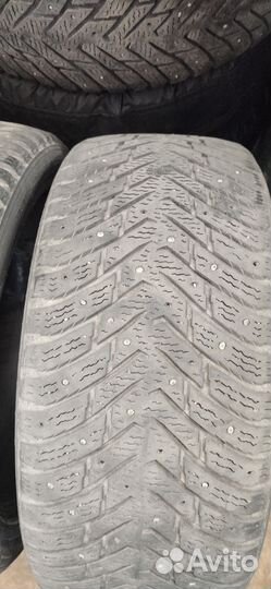 Nokian Tyres Hakkapeliitta 8 235/45 R18 98T