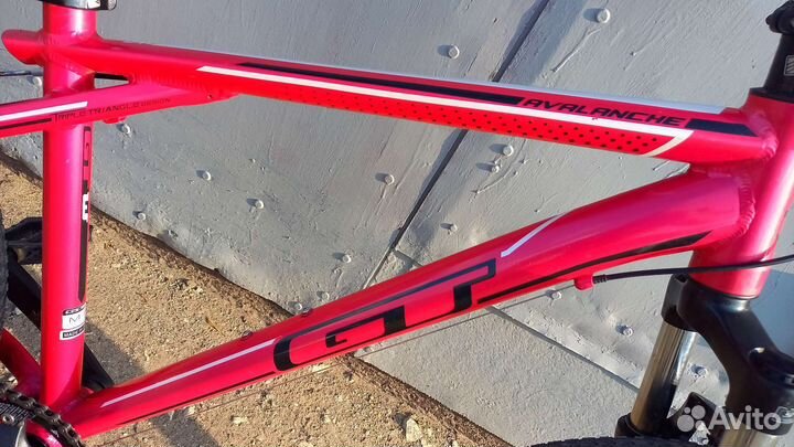 Велосипед горный GT Avalanche 4.0