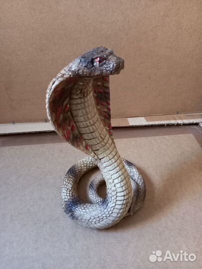 Статуэтка Кобра.Гремучая зме
