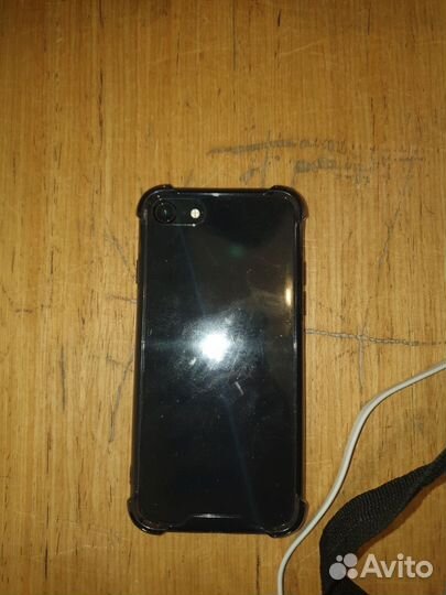 iPhone SE (2020), 64 ГБ
