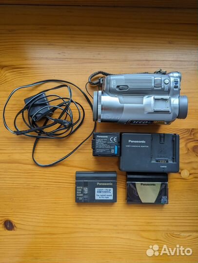 Видеокамера Panasonic nv-gs180