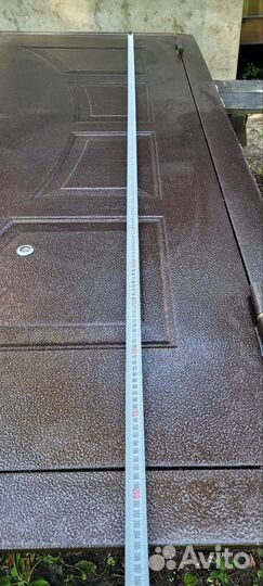 Дверь входная металлическая бу