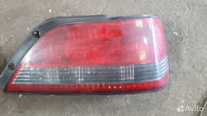 Задние стопы на кресту