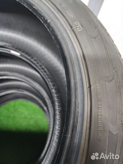 Goodyear UltraGrip Performance SUV Gen-1 275/45 R21