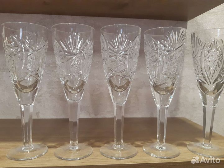 Хрустальные бокалы