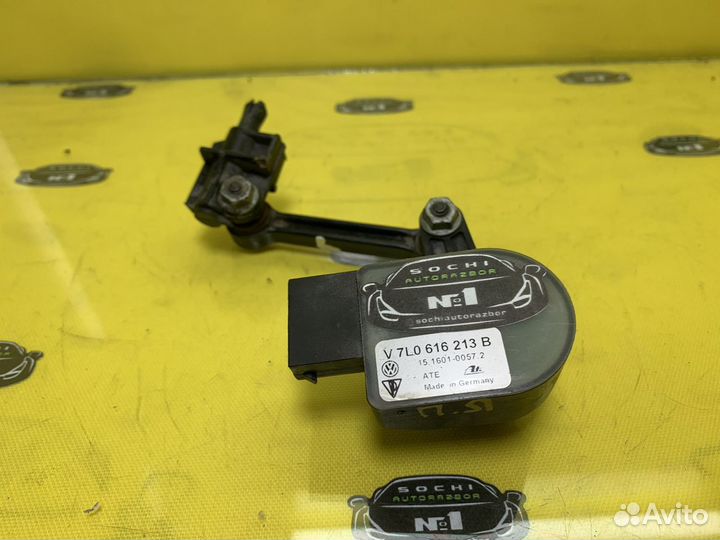 Датчик подвески Передний L Cayenne Touareg Q7 2003