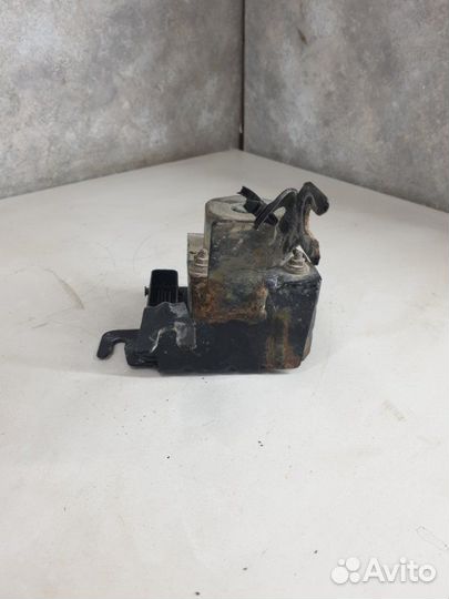 Блок ABS Renault Kaptur H4MD438 2019