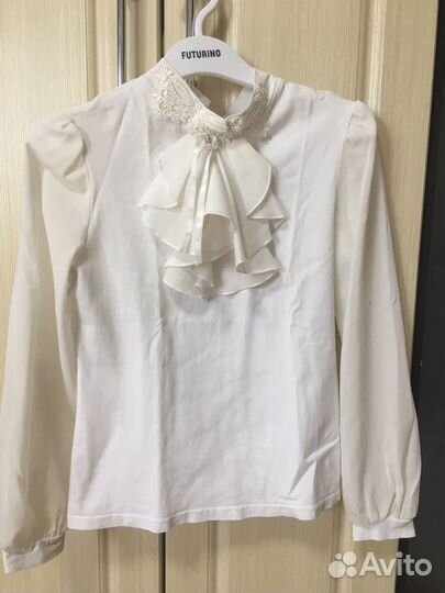 Блузки школьные разные