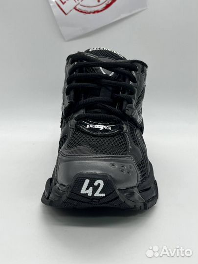 Balenciaga Runner Sneaker Worn-Out