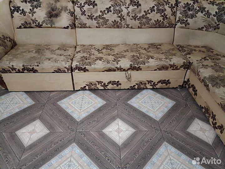 Диван уголок