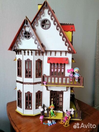 Кукольный домик для любимой девочки