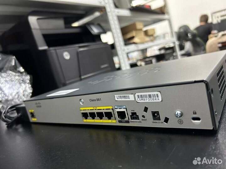 Маршрутизатор Cisco 881