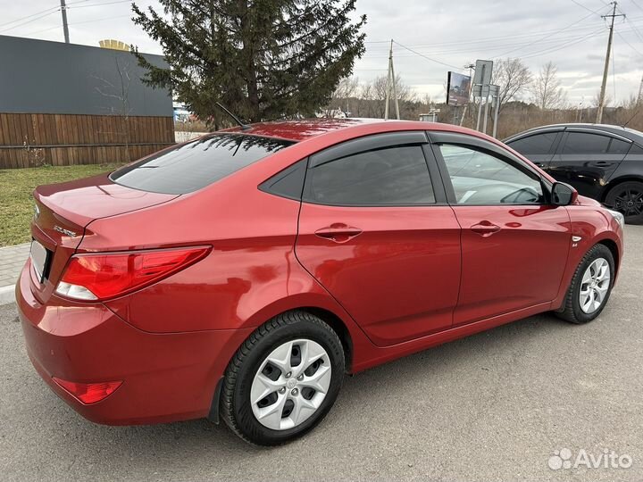 Hyundai Solaris 1.6 AT, 2015, 168 000 км