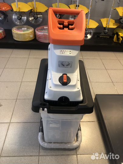 Продам измельчитель Stihl