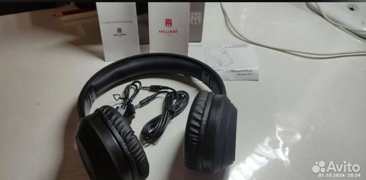 Беспроводные наушники