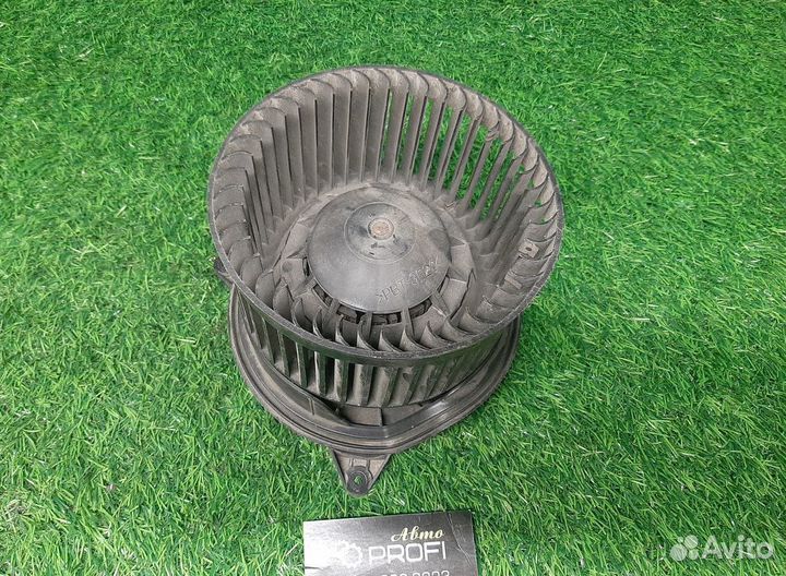 В наличии: Моторчик отопителя для Ford Mondeo 3