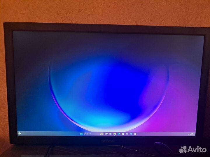 Монитор 23 дюйма