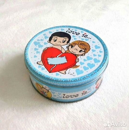 Банка жестяная Love is лав из контейнер коробка