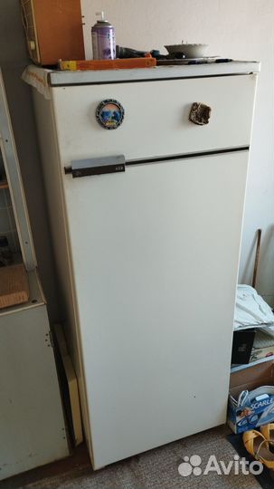 Холодильник Бирюса советский