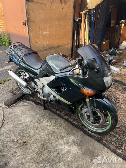 Kawasaki ZZR-400