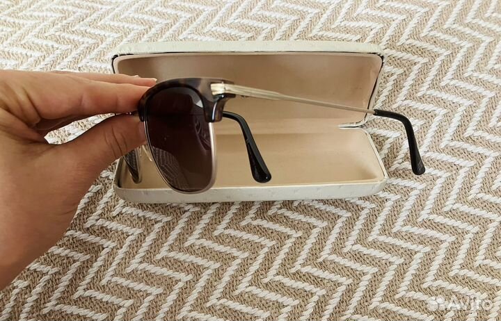 Солнцезащитные очки H.I.S